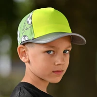 Kép 2/5 - Saját Mintás Gyerek Sapka - Foci Mintás 2