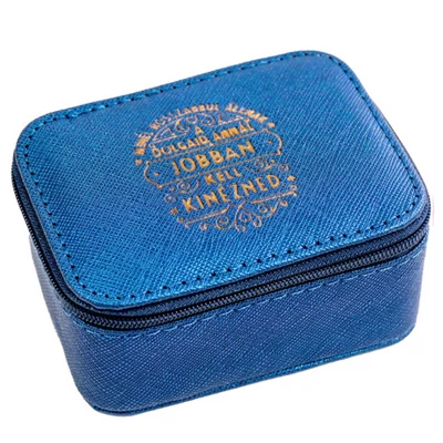 Ajándék Ékszeres Doboz - Minél Rosszabbul Állnak…