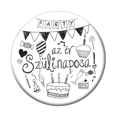Az Év Szülinaposa Fehér Színű Ajándék Parti Kitűző Szülinapra - 5,5 cm